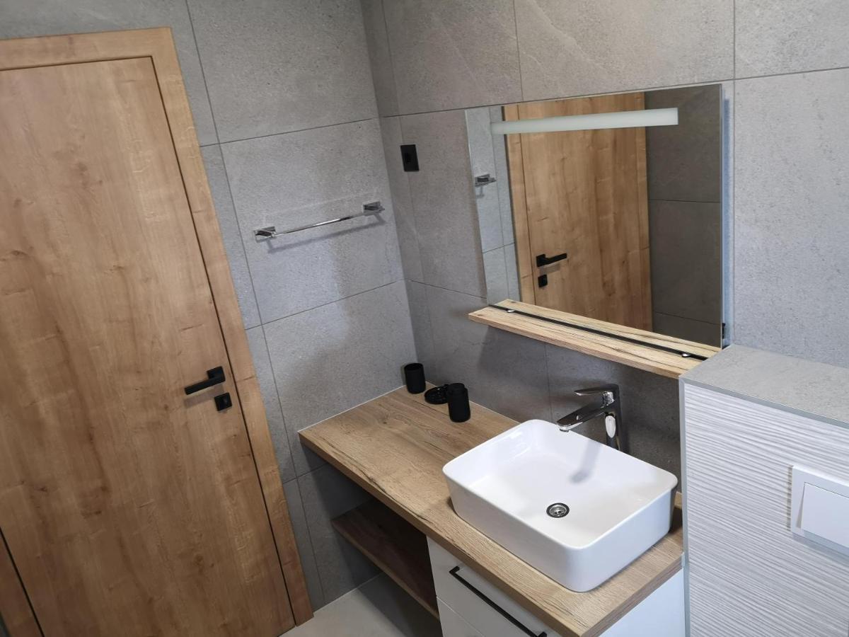Villa Sara With Sea View And Private Heated Pool Omiš Buitenkant foto