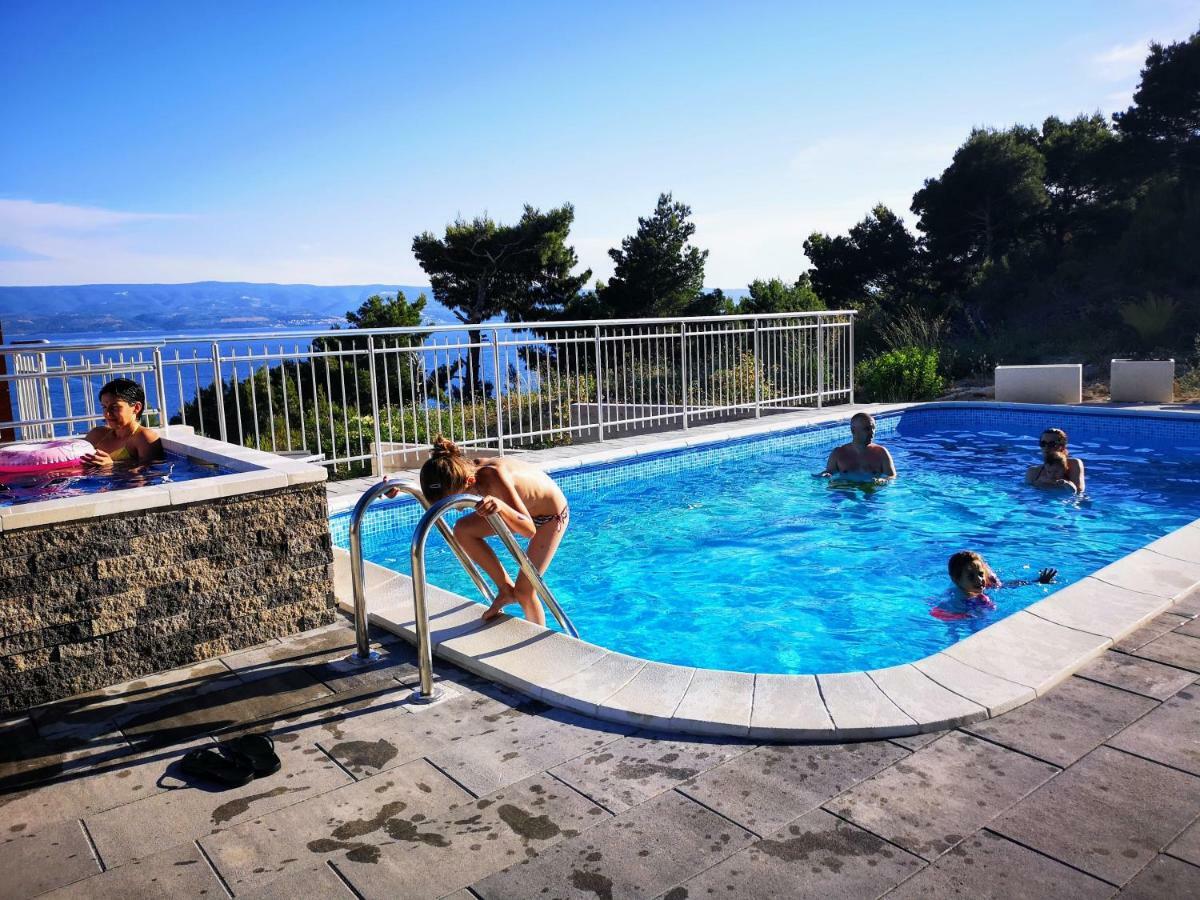 Villa Sara With Sea View And Private Heated Pool Omiš Buitenkant foto
